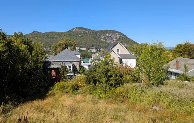 $45,000 | 469 Hillsboro Street, Berlin, NH 03570