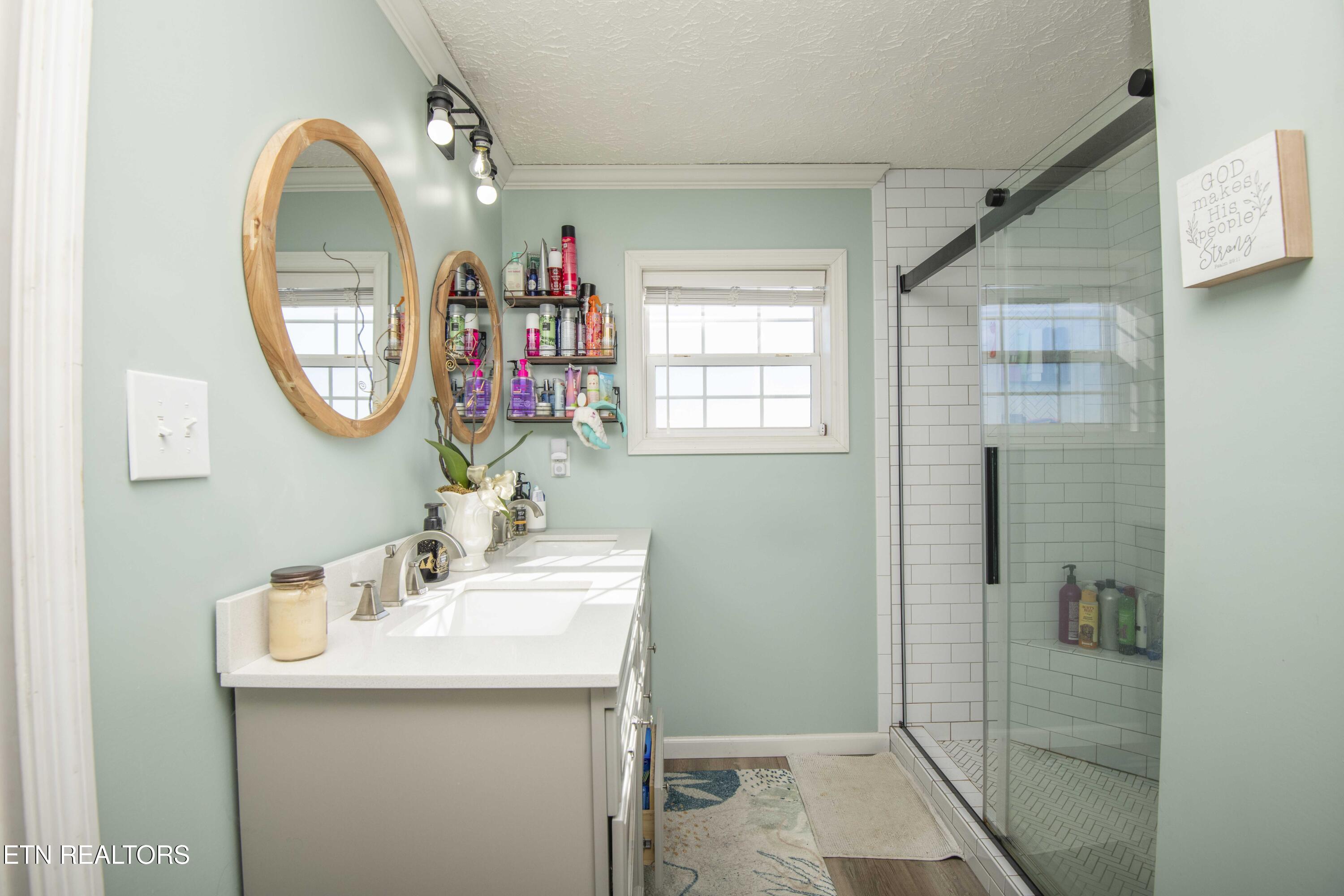 758 Grassy Hollow Road Tazewell, TN 37879 - Photo 29 of 51 Owners Suite Bath