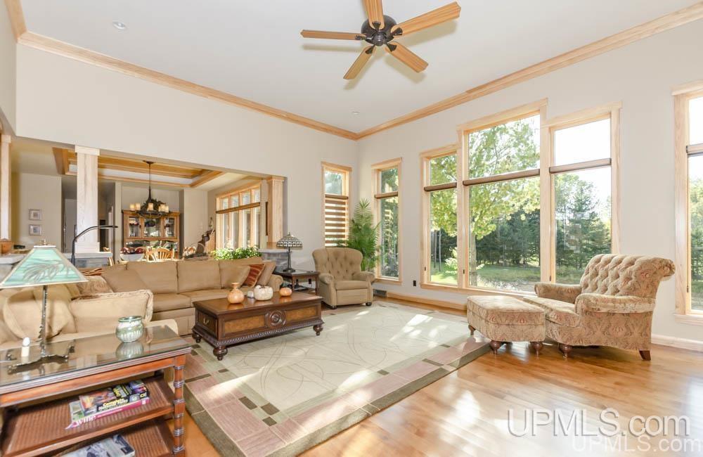 W4063 Peters Road Peshtigo, WI 54157 - Photo 5 of 50 Gallery Image 5