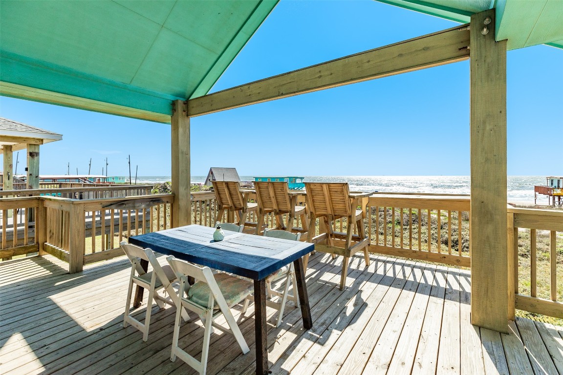 510 Point Lookout Surfside Beach, TX 77541 - Photo 35 of 41 a view of a balcony with furniture