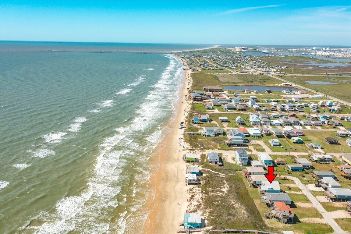 510 Point Lookout Surfside Beach, TX 77541 - Photo 40 of 41 a view of an ocean