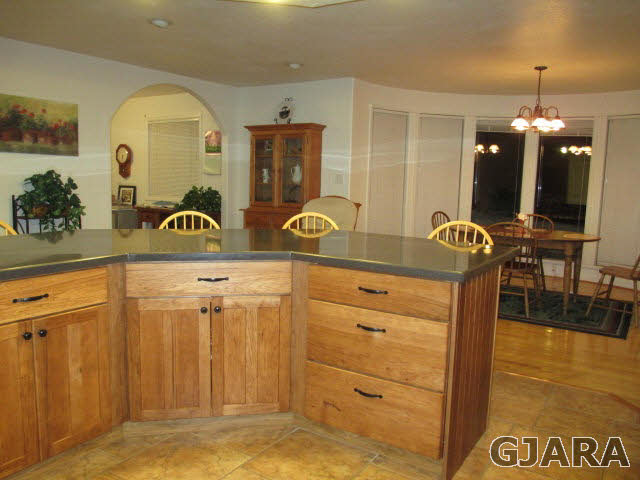 368 Ridge Cir Drive Grand Junction, CO 81507 - Photo 9 of 23 Gallery Image 9