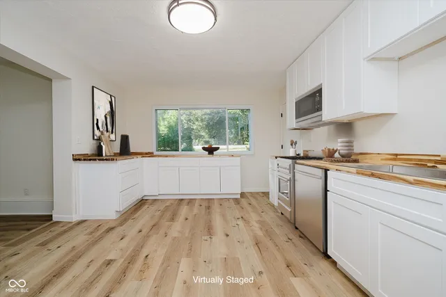 $269,900 | 7635 Grizzly Drive, Nineveh, IN 46164