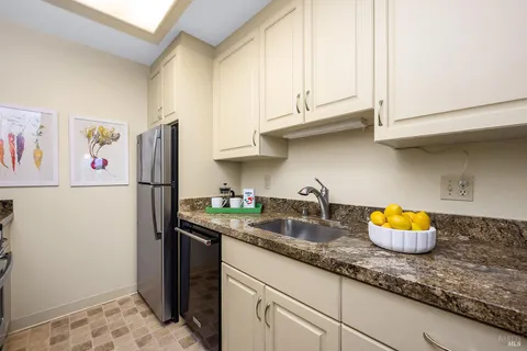 $395,000 | 100 Thorndale Drive, Unit 311, San Rafael, CA 94903