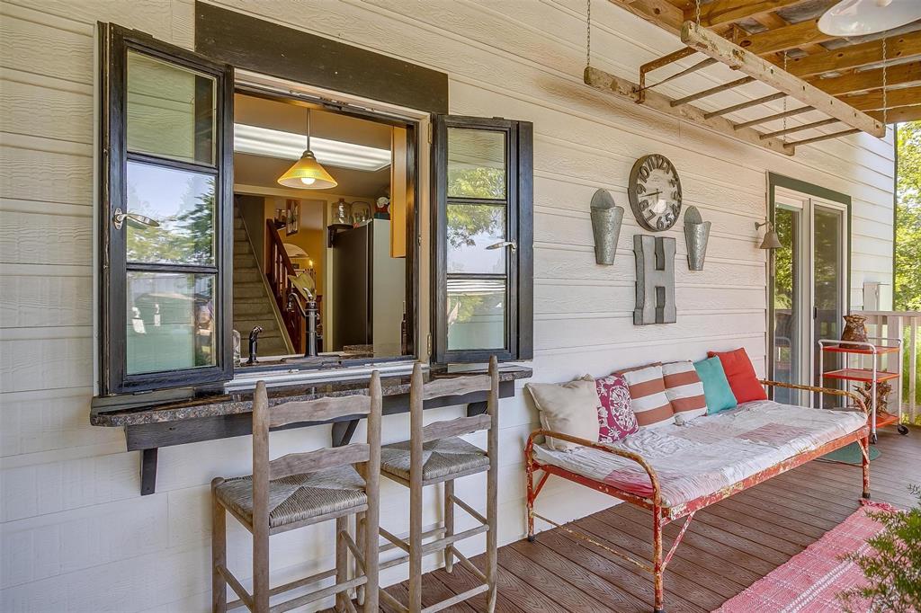 8716 County Road 1224A Rio Vista, TX 76093 - Photo 12 of 38 View of deck