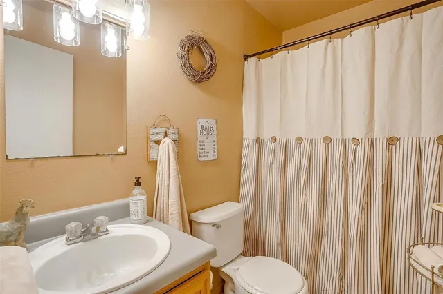 $650,000 | 8716 County Road 1224A, Rio Vista, TX 76093