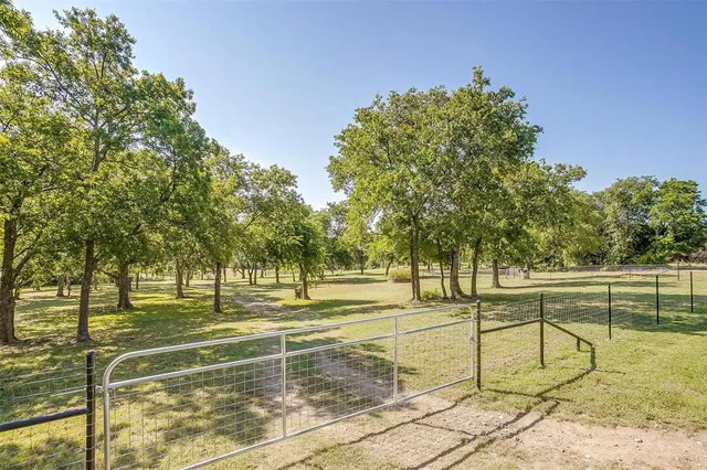 $650,000 | 8716 County Road 1224A, Rio Vista, TX 76093