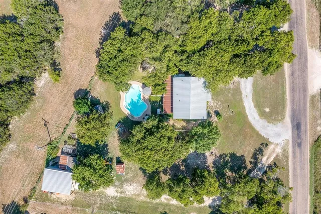 $650,000 | 8716 County Road 1224A, Rio Vista, TX 76093