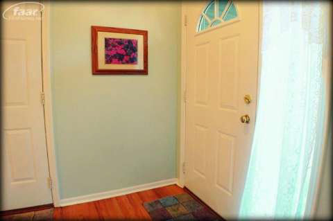 1364 Flushing Road Flushing, MI 48433 - Photo 4 of 38 20417061-3.JPG