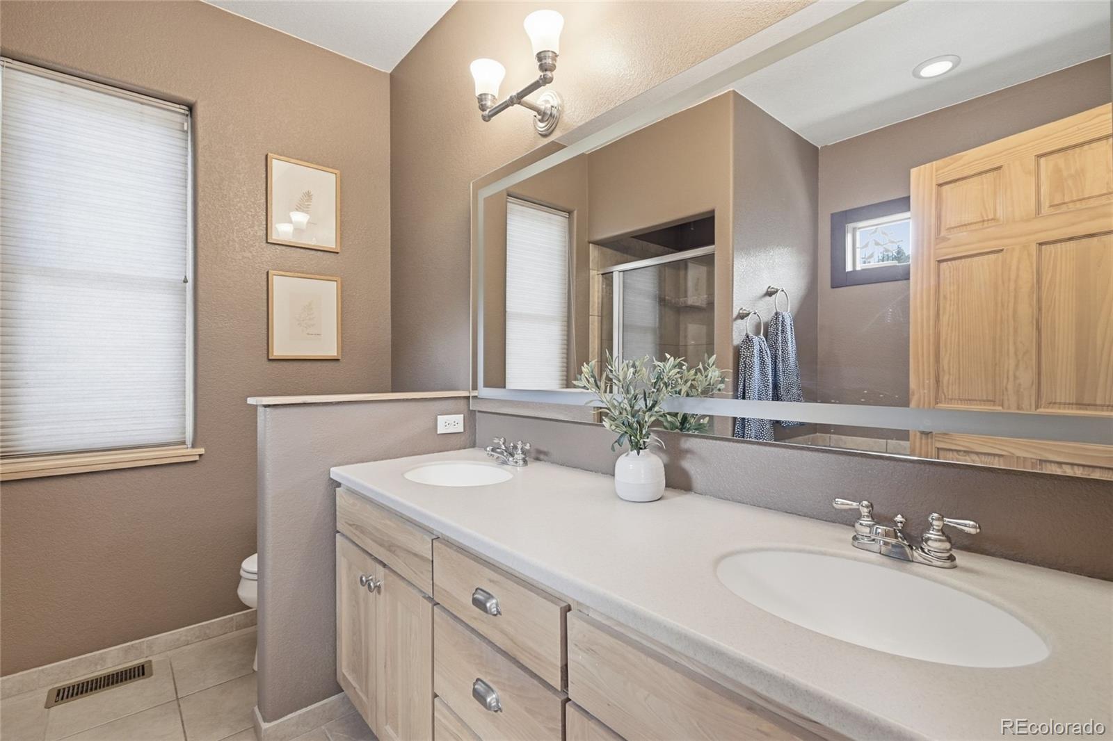 26905 Mountain Park Road Evergreen, CO 80439 - Photo 11 of 25