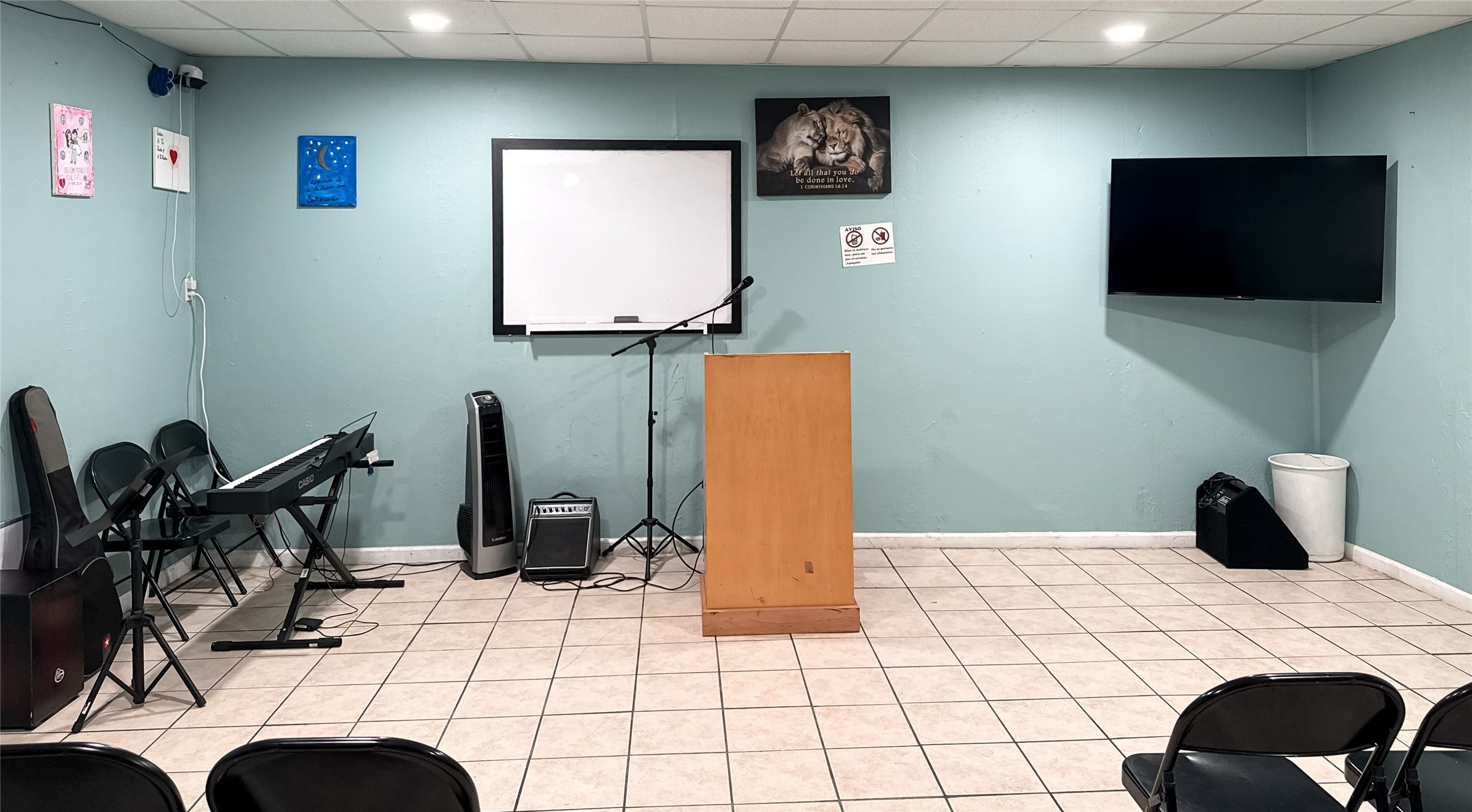 6122 Jessamine Street Houston, TX 77081 - Photo 24 of 29 Youth room