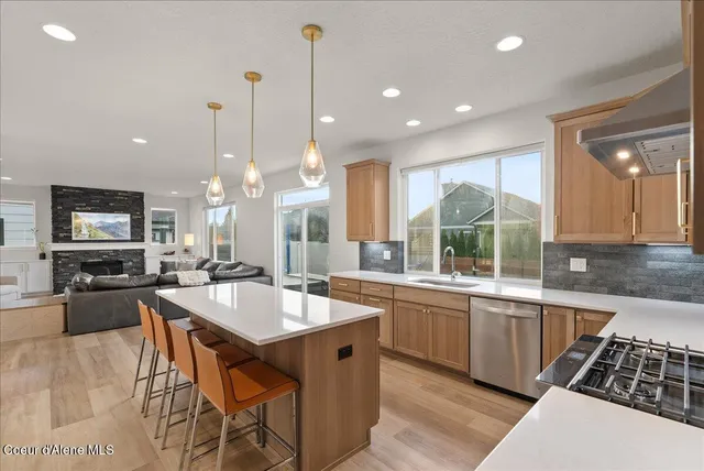 $1,150,000 | 2023 West Moselle Drive, Coeur D'Alene, ID 83815