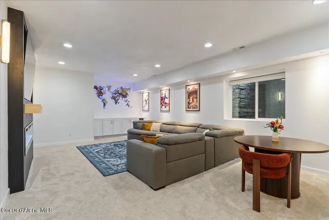 $1,150,000 | 2023 West Moselle Drive, Coeur D'Alene, ID 83815