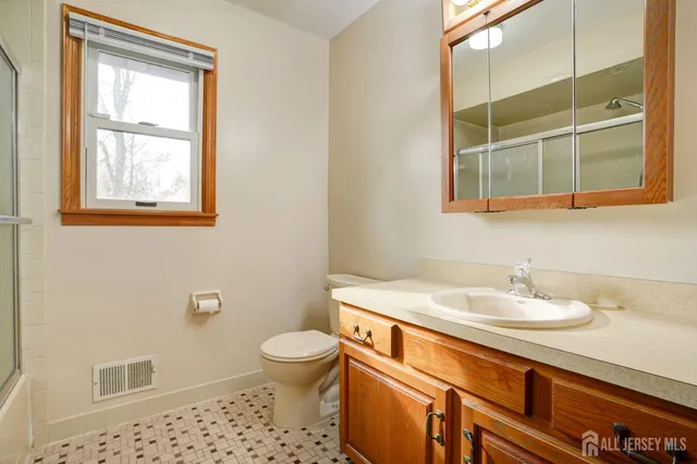 $5,000 | 11 Lenox Street, Edison, NJ 08817