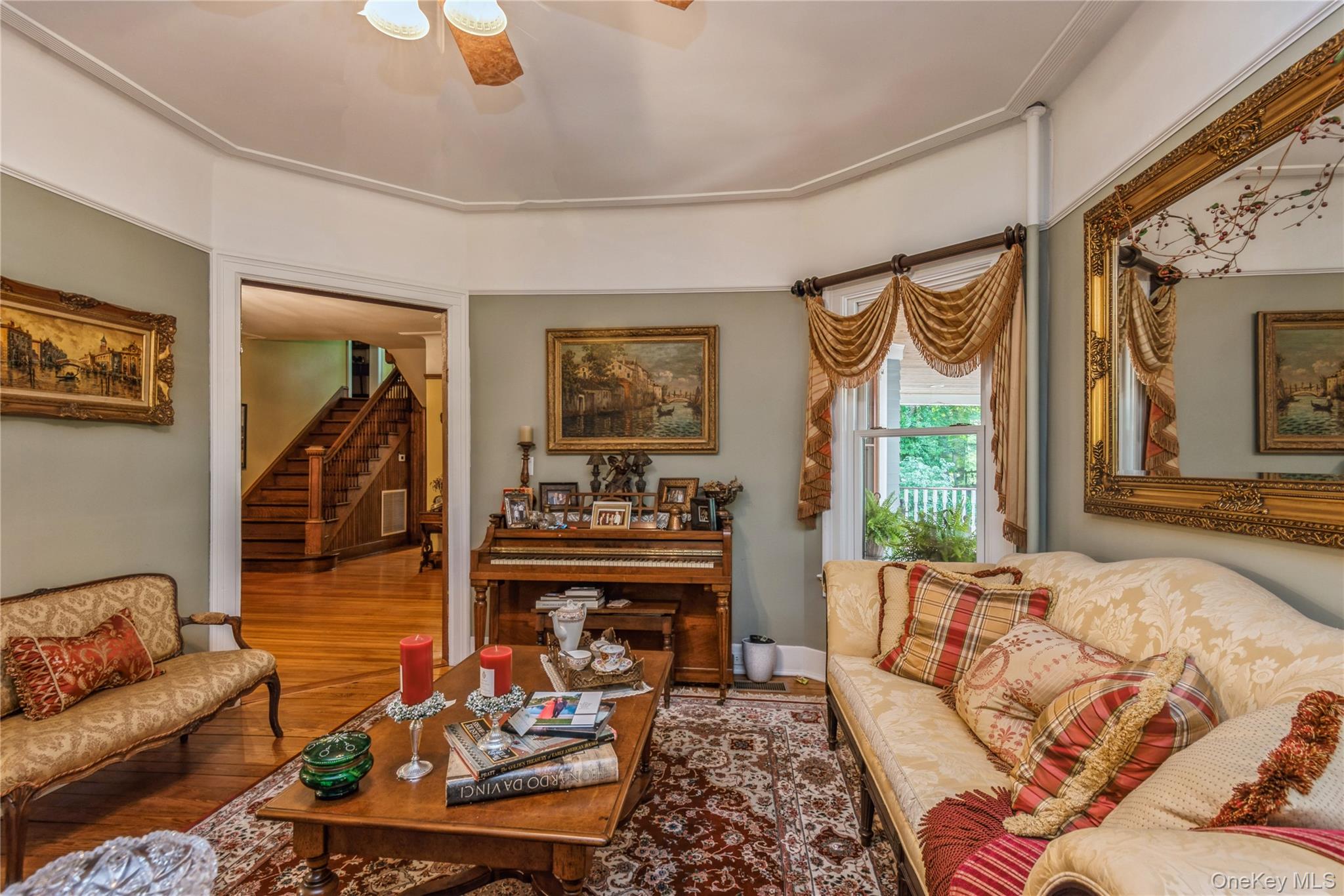 110 Red Spring Lane Glen Cove, NY 11542 - Photo 14 of 43
