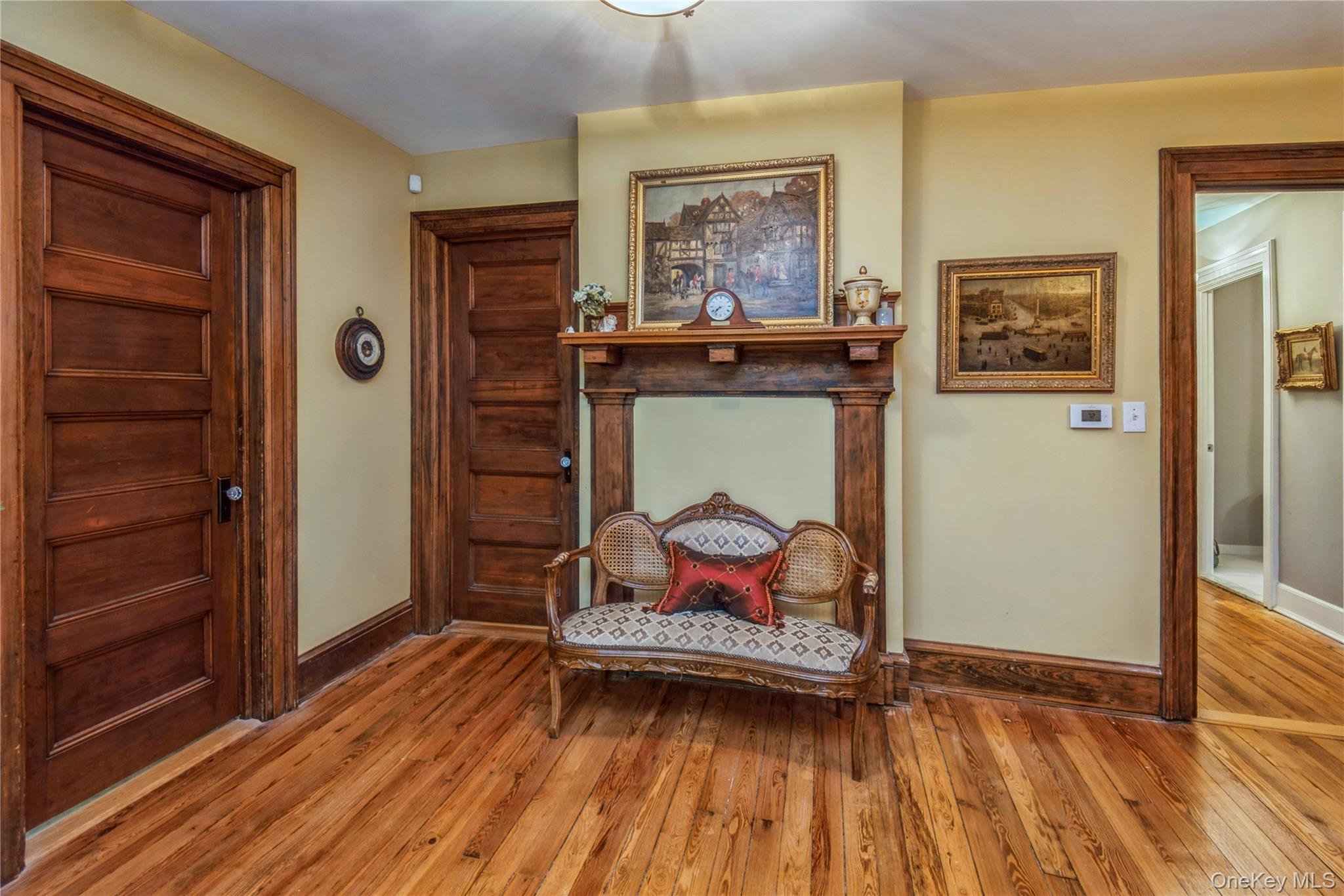 110 Red Spring Lane Glen Cove, NY 11542 - Photo 32 of 43