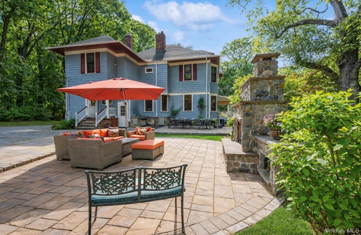 110 Red Spring Lane Glen Cove, NY 11542 - Photo 40 of 43