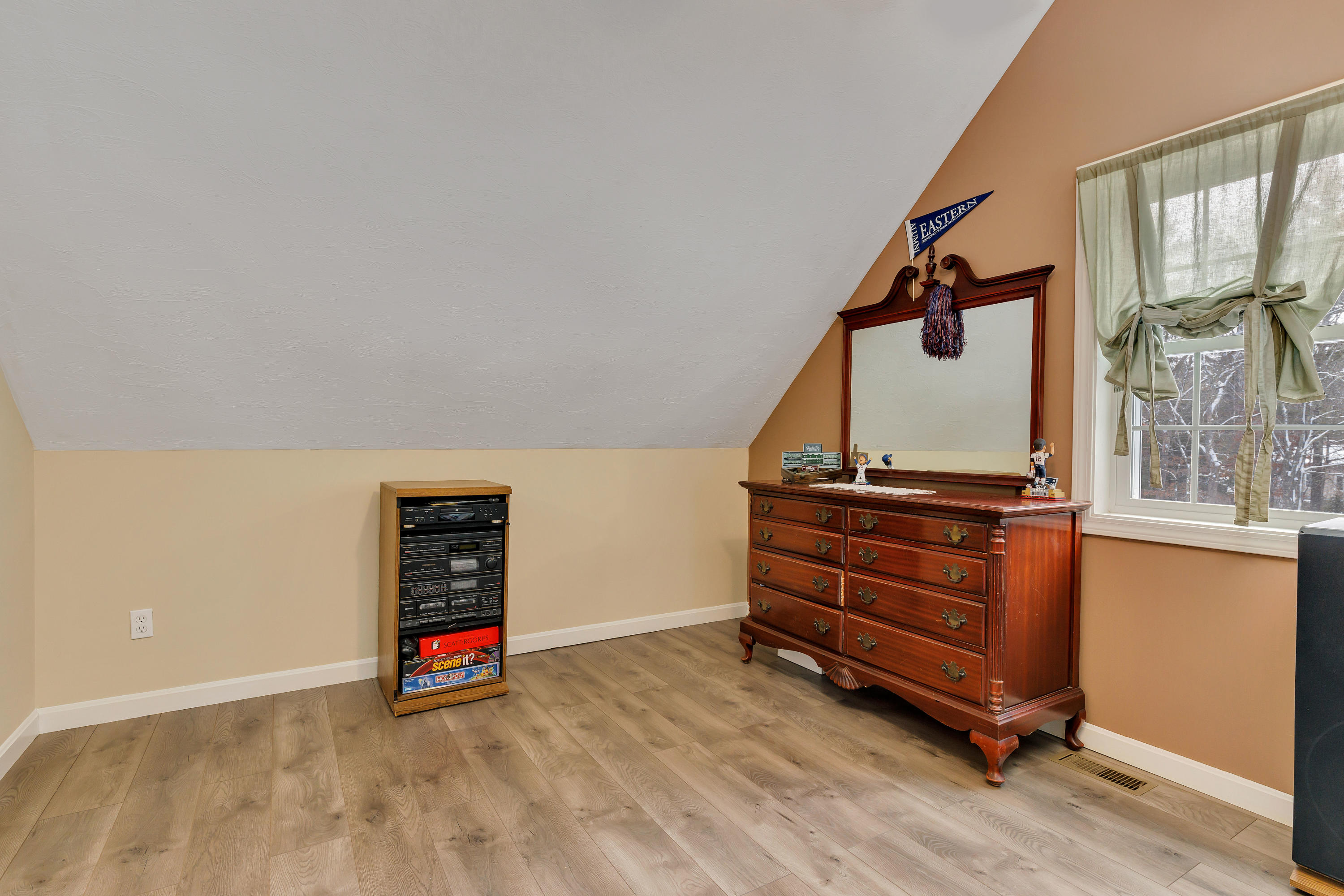 105 John Ewer Road Sandwich, MA 02563 - Photo 22 of 47 105JohLR-23