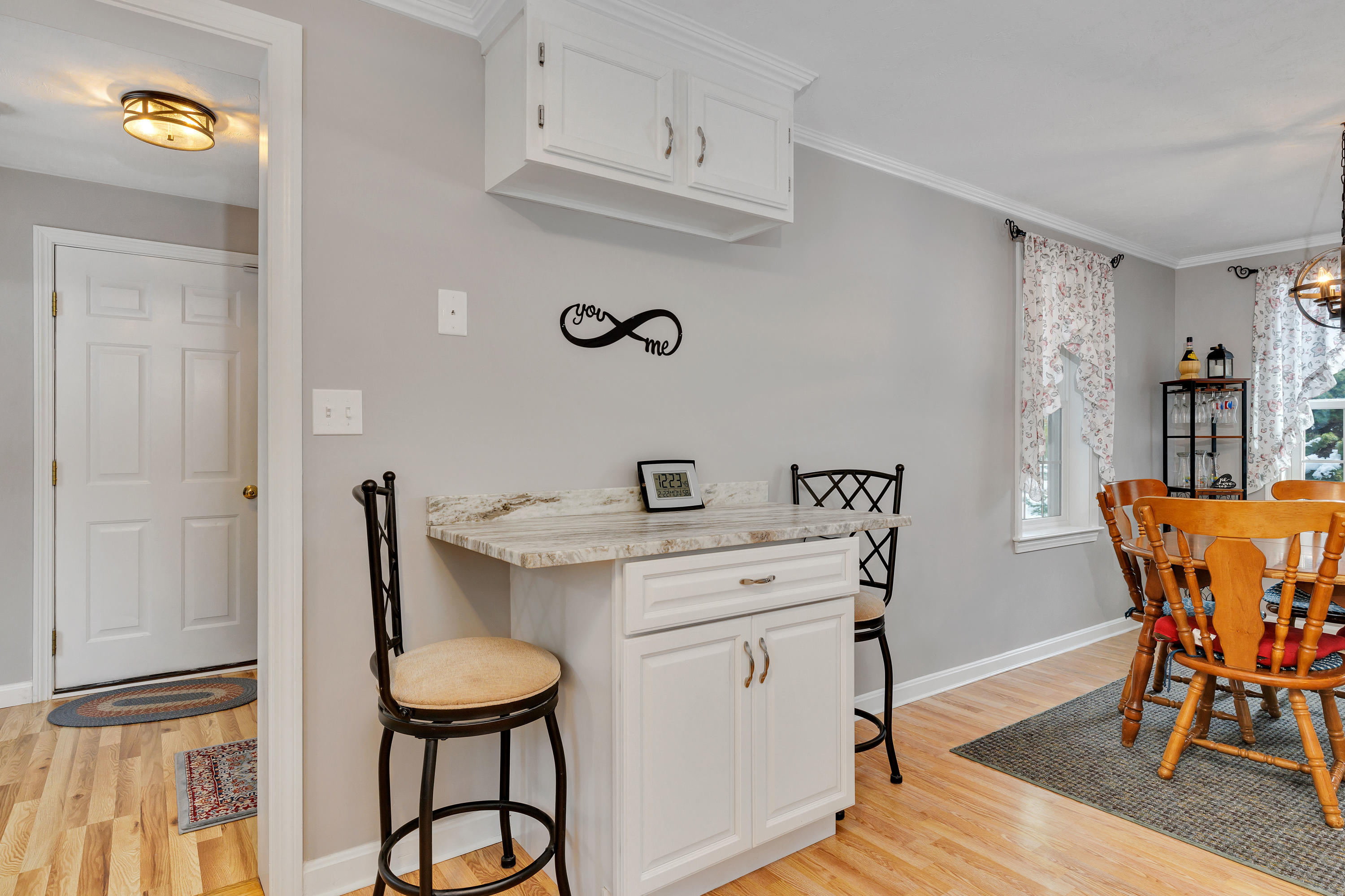 105 John Ewer Road Sandwich, MA 02563 - Photo 9 of 47 105JohLR-12