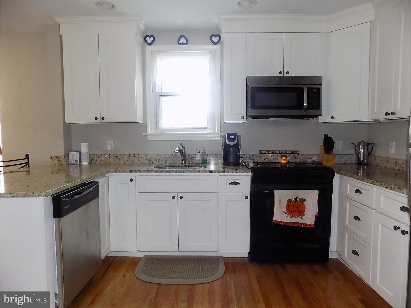 406 Chestnut Street Ridley Park, PA 19078 - Photo 5 of 25 Kitchen