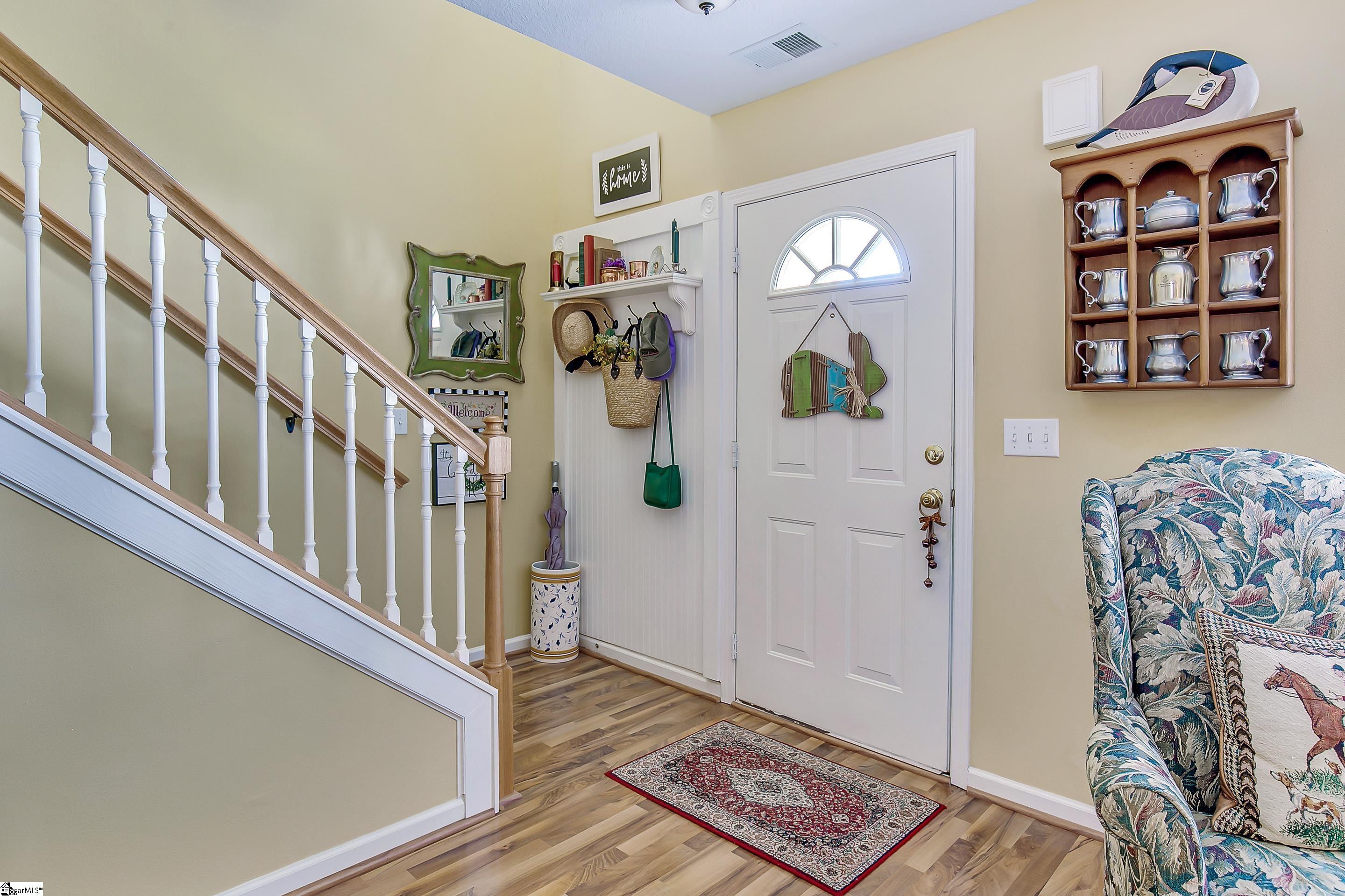 424 Woolridge Way Greer, SC 29650 - Photo 5 of 36 Gallery Image 5