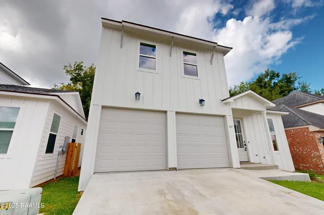$297,500 | 119 Chimney Rock Boulevard, Lafayette, LA 70508