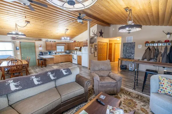 $1,485,000 | Tbd Northeast Tbd Ne 82nd Highway, Osceola, MO 64776