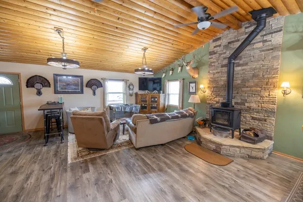 $1,485,000 | Tbd Northeast Tbd Ne 82nd Highway, Osceola, MO 64776