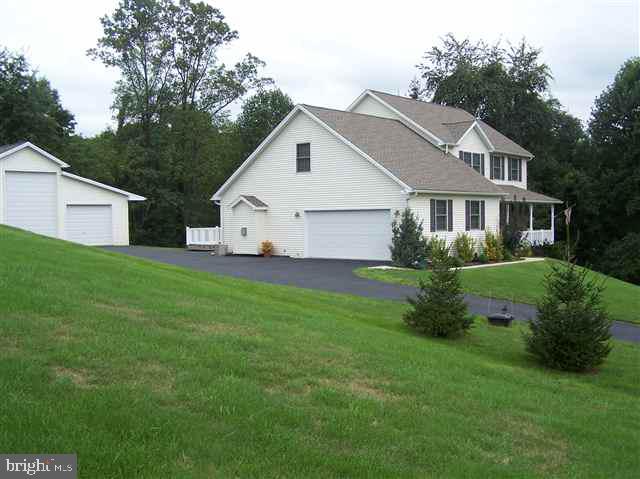 571 Nauvoo Road Lewisberry, PA 17339 - Photo 3 of 25