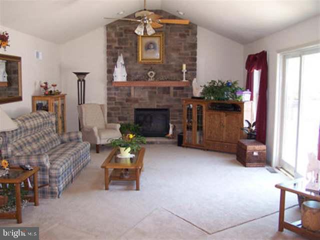 571 Nauvoo Road Lewisberry, PA 17339 - Photo 4 of 25