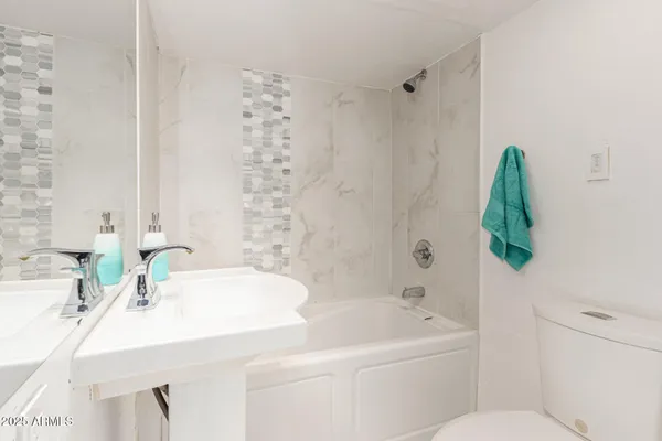 $425,000 | 9610 North 2nd Street, Phoenix, AZ 85020