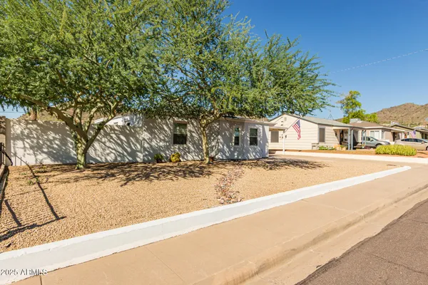 $425,000 | 9610 North 2nd Street, Phoenix, AZ 85020