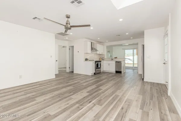 $425,000 | 9610 North 2nd Street, Phoenix, AZ 85020