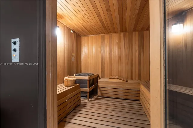 $15,900 | 3535 South Ocean Drive, Unit 2102, Hollywood, FL 33019