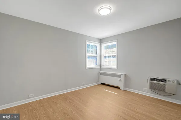 $1,850 | 206 North Trenton Street, Unit 2062, Arlington, VA 22203