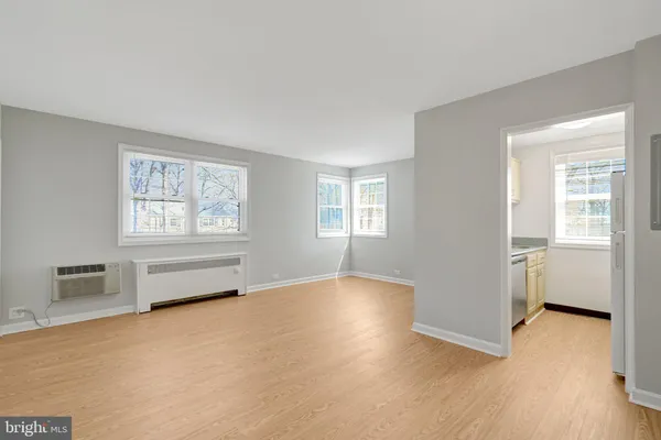 $1,850 | 206 North Trenton Street, Unit 2062, Arlington, VA 22203