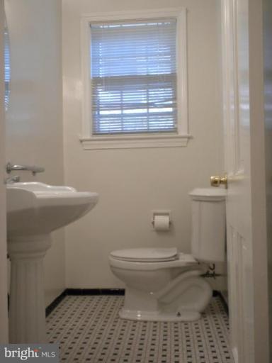 1648 Foxhall Road Northwest Washington, DC 20007 - Photo 6 of 19 Half Bath 1