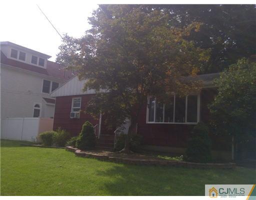 31 Deerfield Road Sayreville, NJ 08859 - Photo 1 of 9 Gallery Image 1