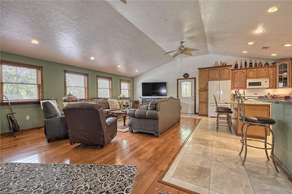 1221 Robbins Station Road Irwin, PA 15642 - Photo 19 of 34 Gallery Image 19
