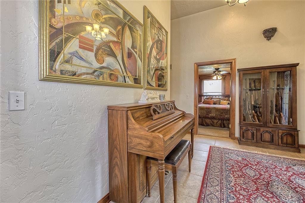 1221 Robbins Station Road Irwin, PA 15642 - Photo 23 of 34 Gallery Image 23