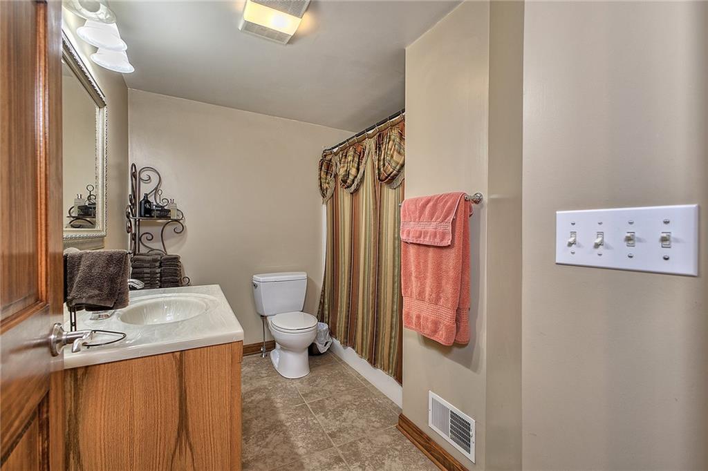 1221 Robbins Station Road Irwin, PA 15642 - Photo 27 of 34 Gallery Image 27