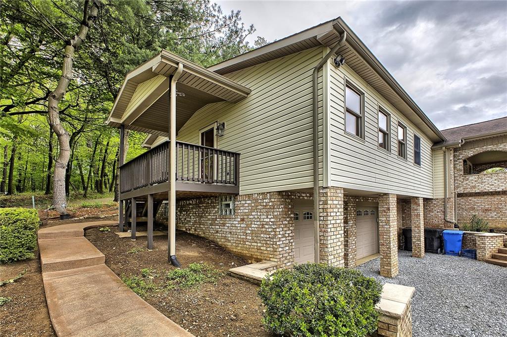 1221 Robbins Station Road Irwin, PA 15642 - Photo 10 of 34 Gallery Image 10