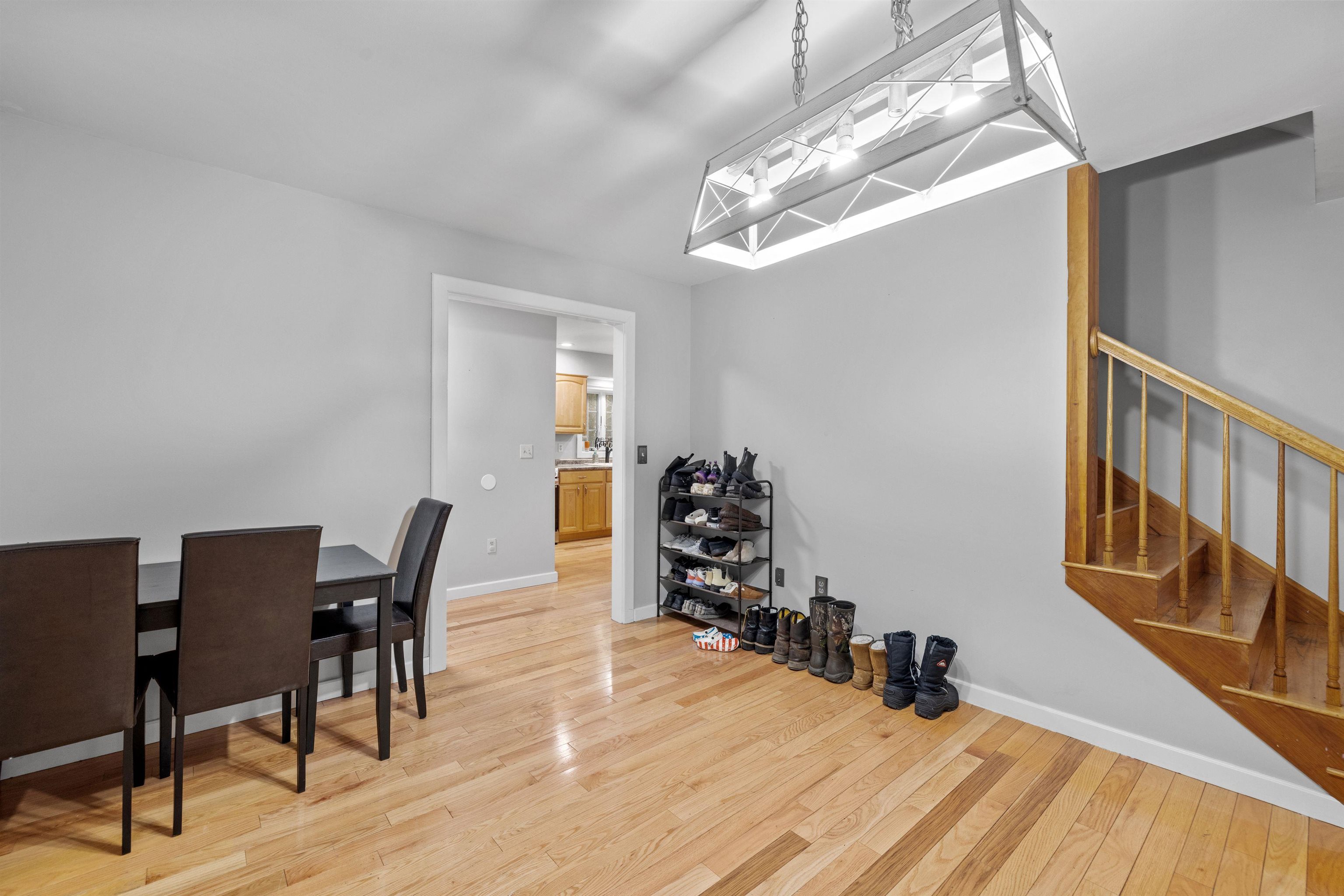 334 Mountain Road Gilmanton, NH 03837 - Photo 4 of 40