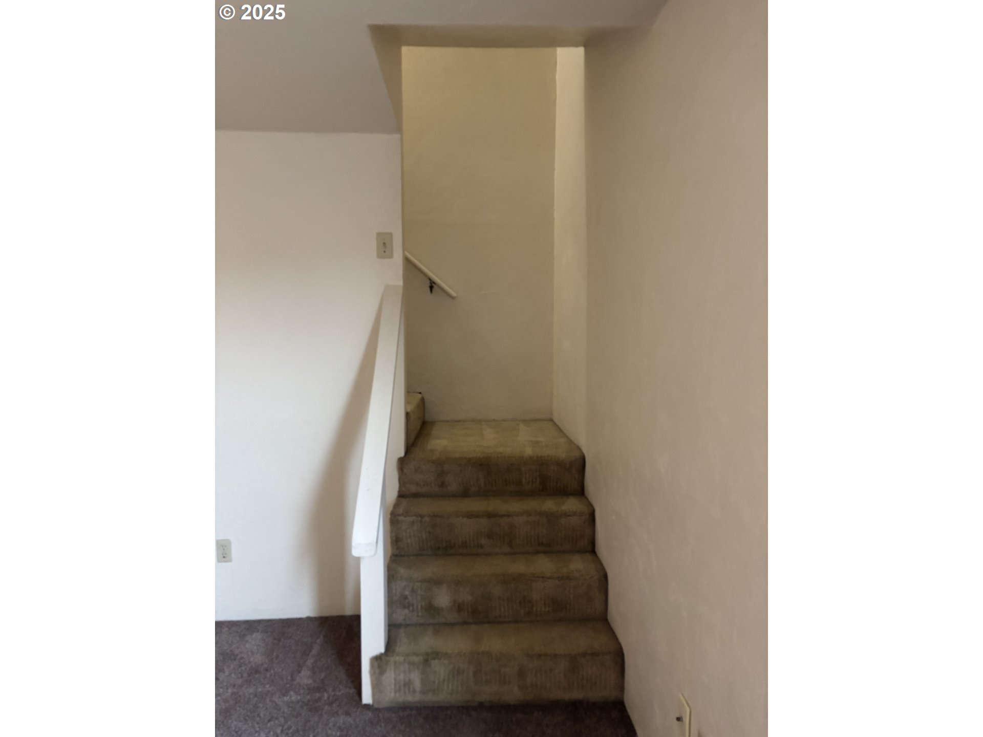1610 High Street Eugene, OR 97401 - Photo 23 of 27 Gallery Image 23