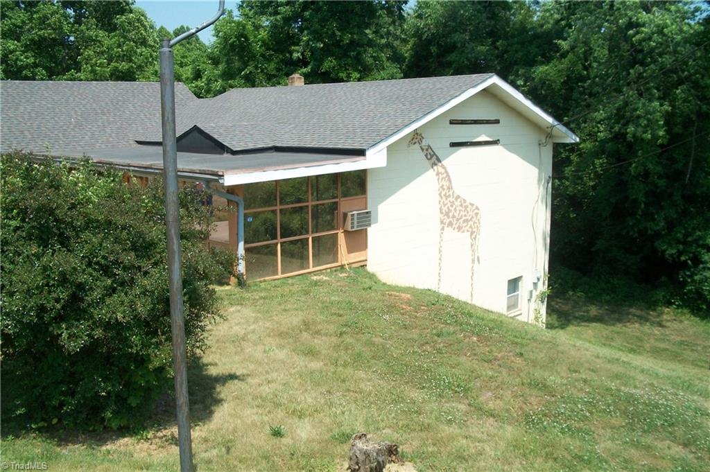 5085 Reynolda Road Winston-Salem, NC 27106 - Photo 28 of 50 Gallery Image 28