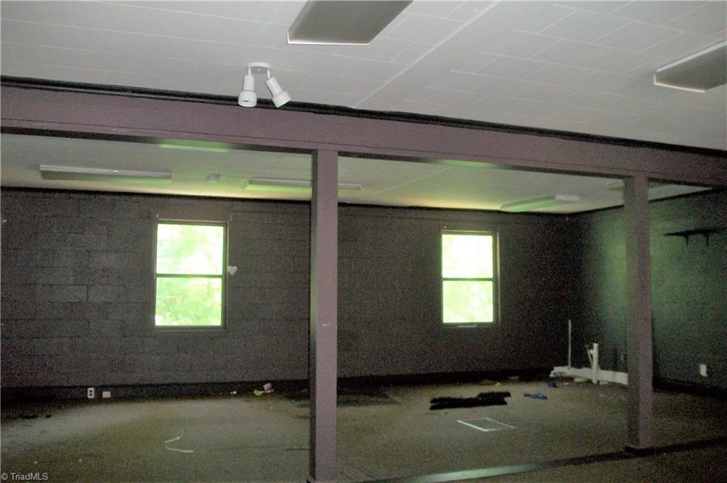 5085 Reynolda Road Winston-Salem, NC 27106 - Photo 34 of 50 Gallery Image 34