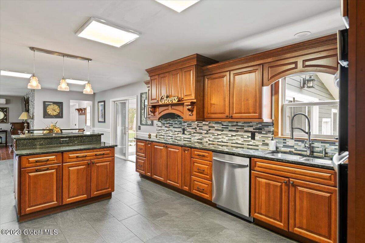 2 Manning Road Ballston, NY 12019 - Photo 13 of 55 32-FJD_2854