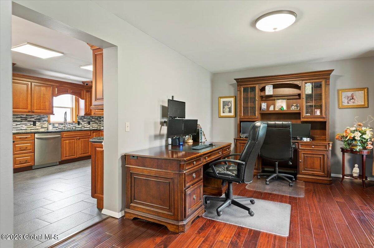2 Manning Road Ballston, NY 12019 - Photo 15 of 55 15-FJD_2800