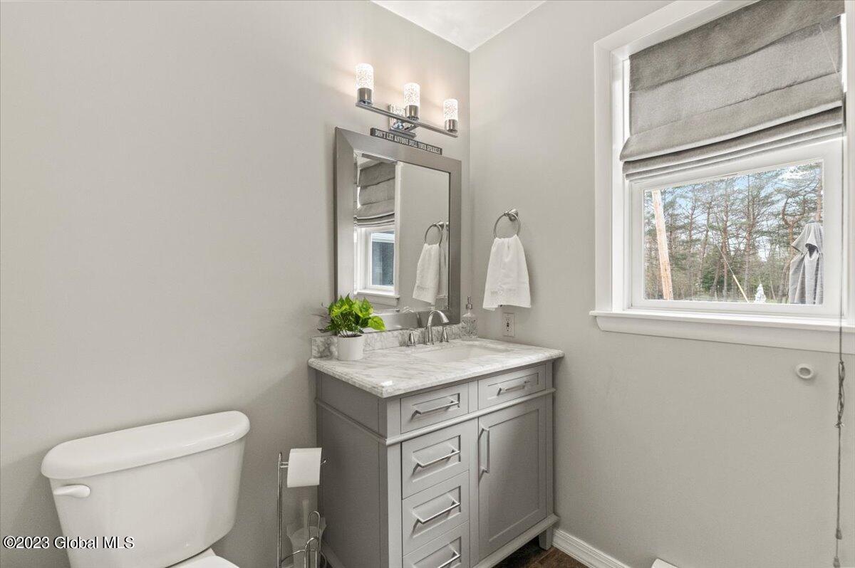 2 Manning Road Ballston, NY 12019 - Photo 19 of 55 37-FJD_2869