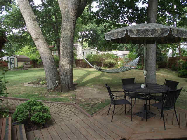 11540 Douglas Road Temperance, MI 48182 - Photo 5 of 20 Cobblestone Patio